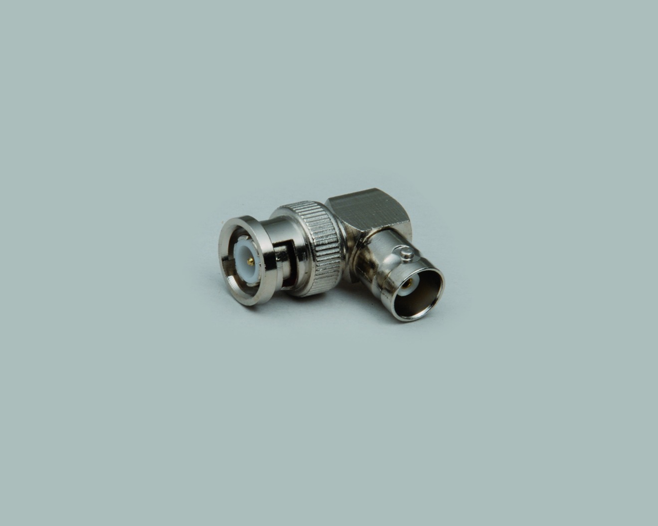 Winkel-Adapter, BNC-Stecker auf BNC-Kupplung, 75 Ohm