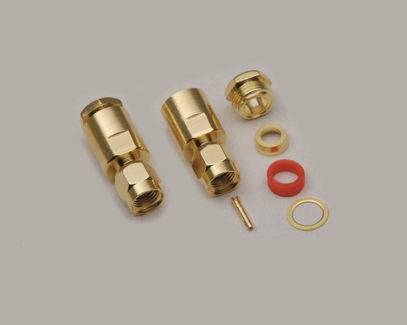 SMA-Reverse Stecker 50 Ohm, vergoldete Lötausführung, Teflon-Isolation, RG 58/141