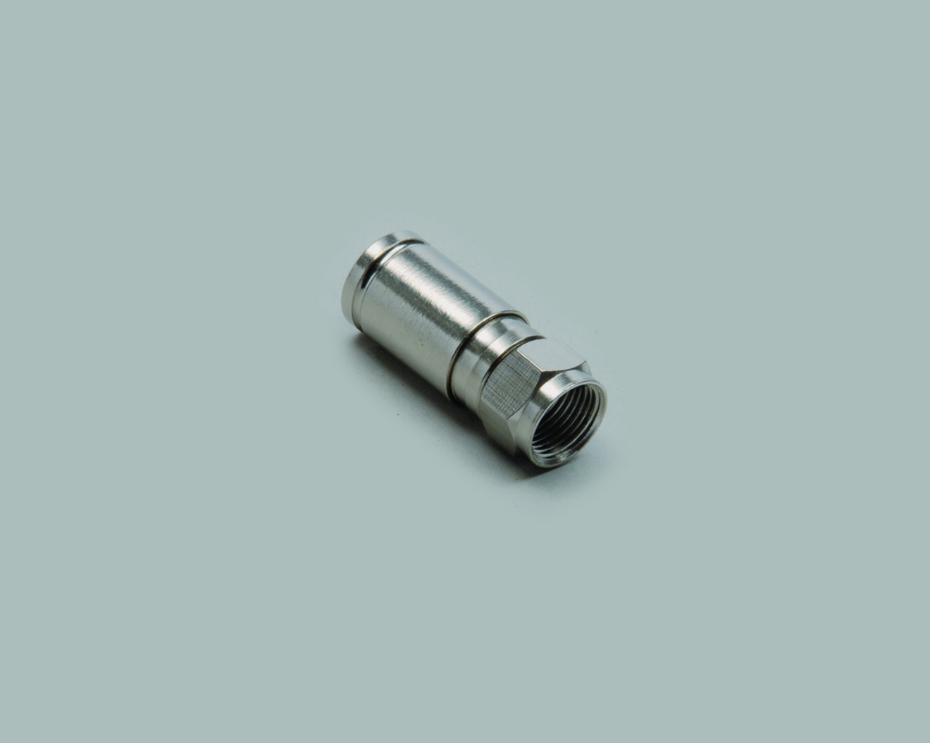 F-Kompressions-Stecker für Kabel 8,5mm, Isolation 6,0mm, Gehäuse vernickelt