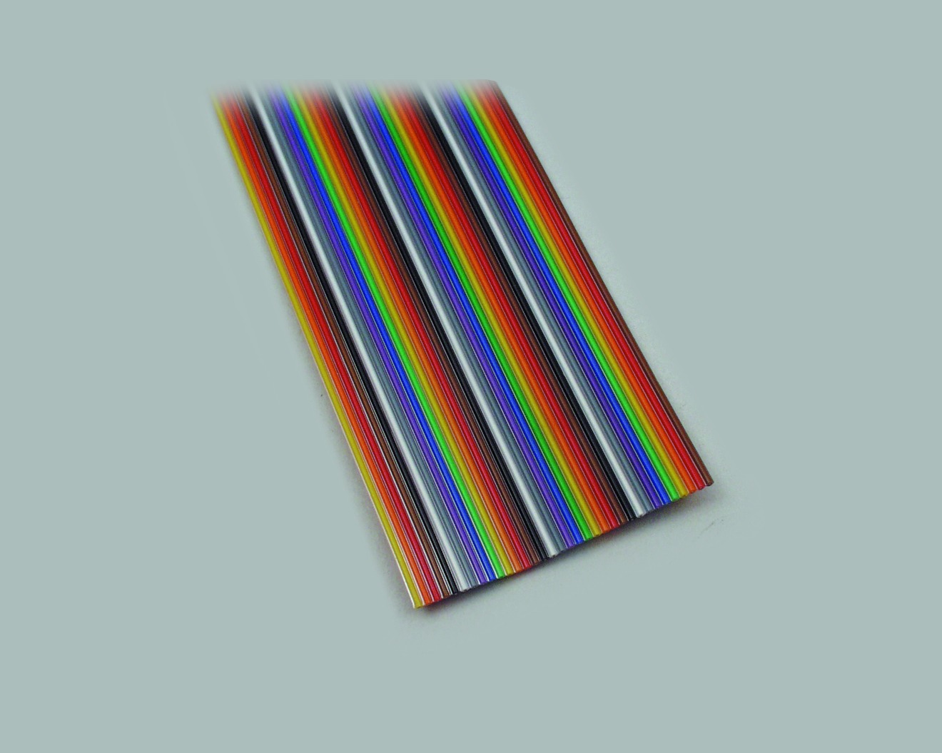 Flachbandleitung AWG 28, farbcod., Querschn. 64 x 0,08, Gesamtbreite 81,01±0,50mm, Gesamtraster 80,01±0,50mm