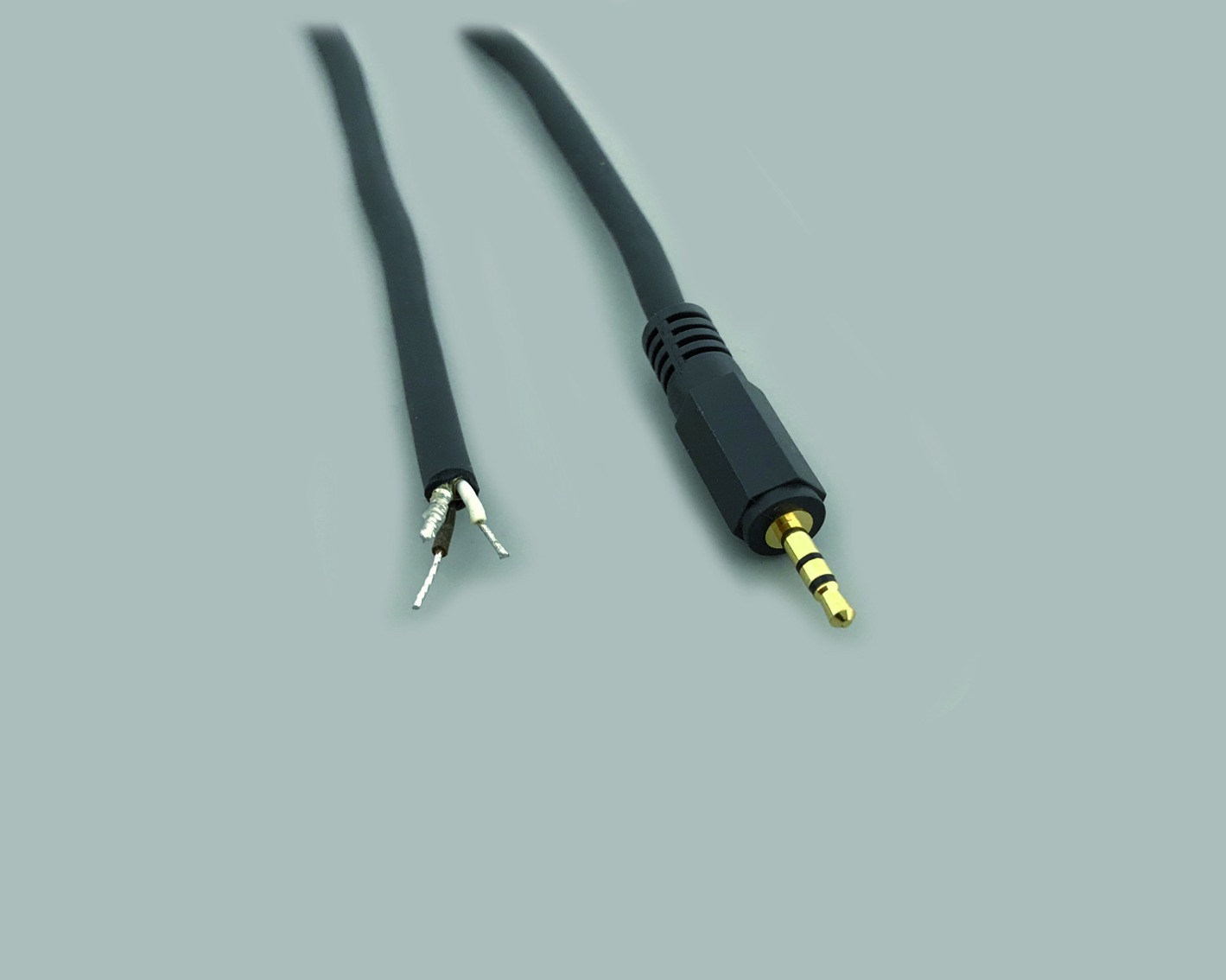 Audio-Anschlußkabel, 1,8m, schwarz, KabelØ 4,1mm, 2.50mm Klinkenstecker gerade, Stereo, vergoldet