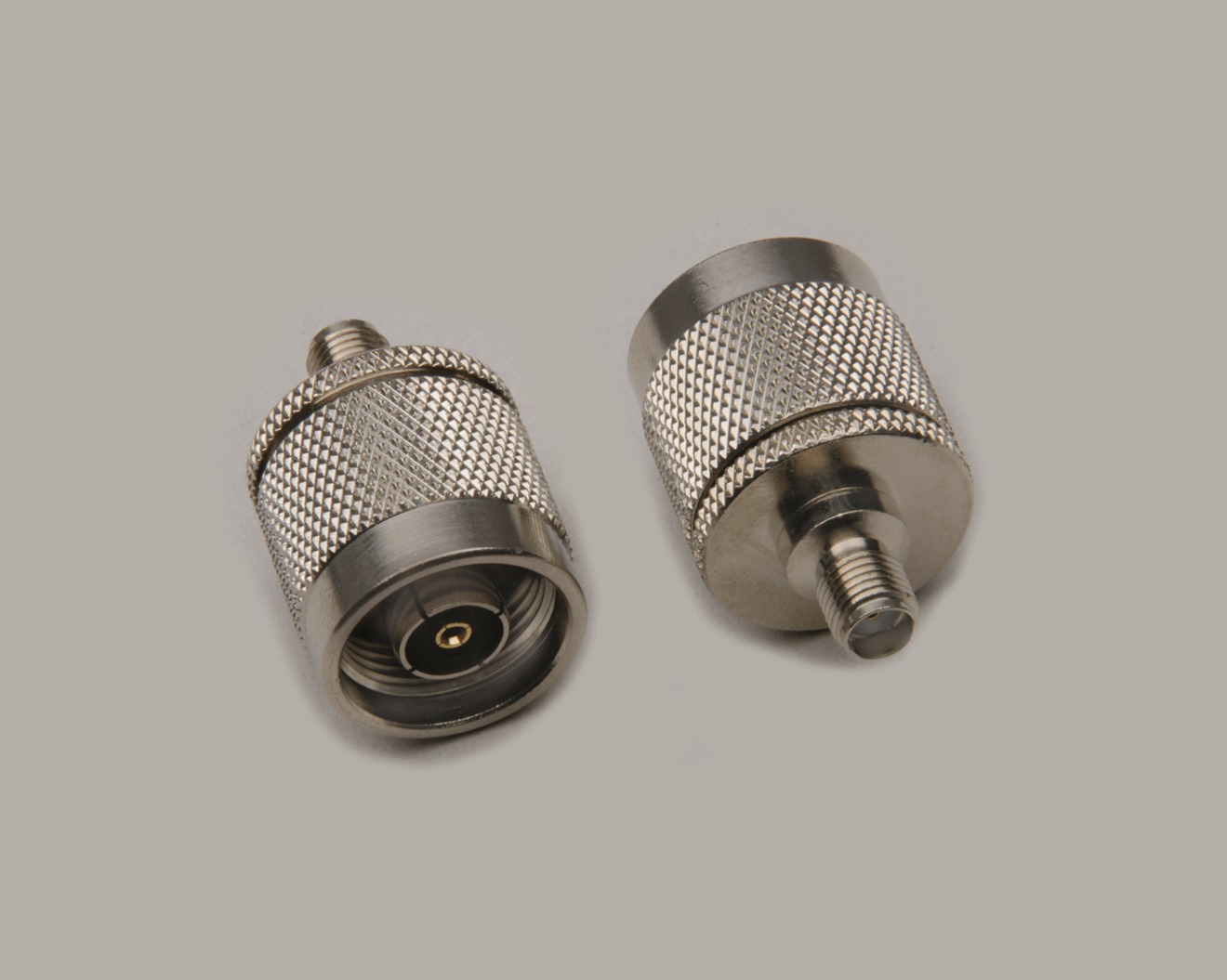 Adapter, Reverse N-Stecker auf SMA-Kupplung, 50 Ohm, Teflon-Isolation