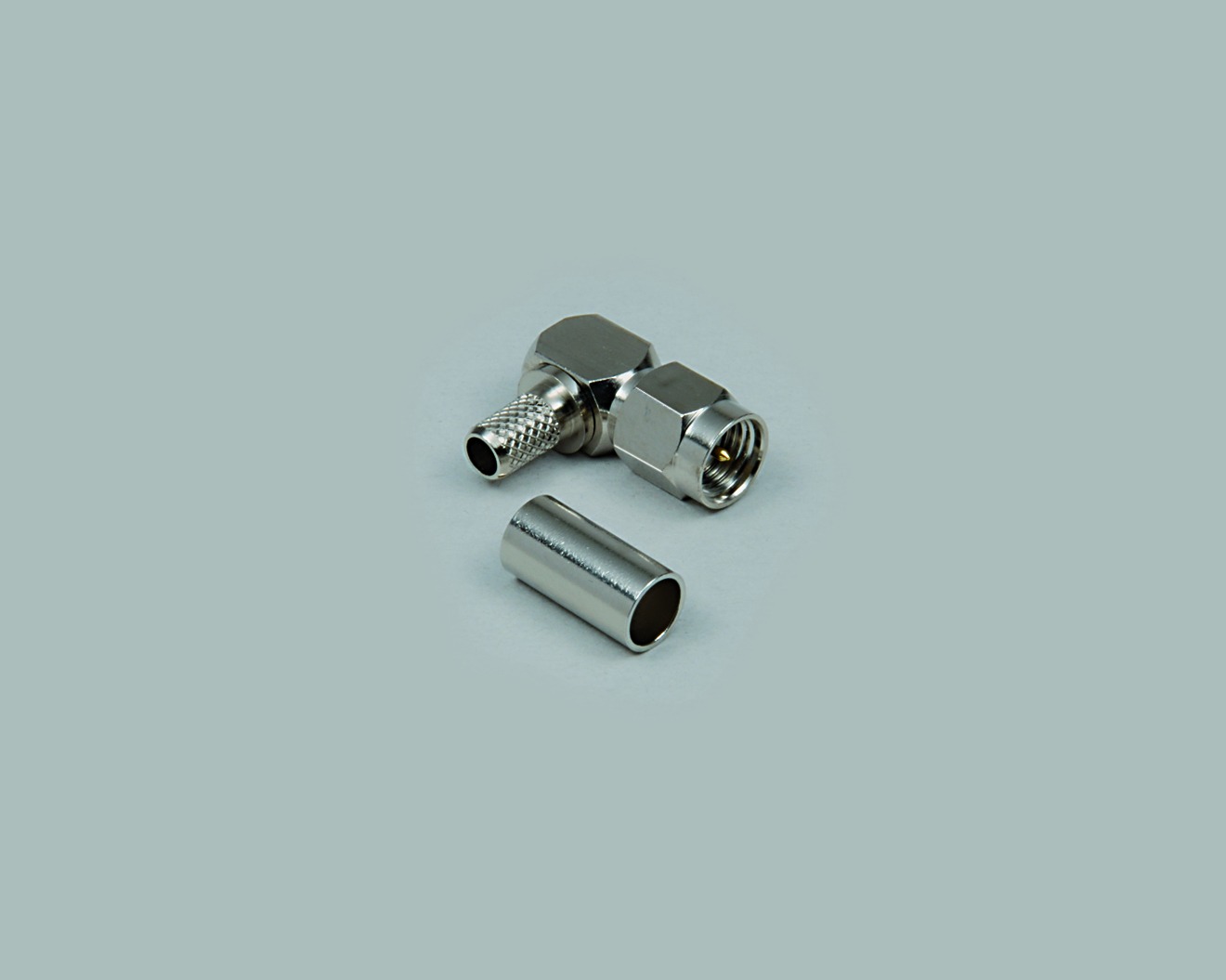 SMA-Winkelstecker, Crimpausführung, RG 174U-RG 316/U