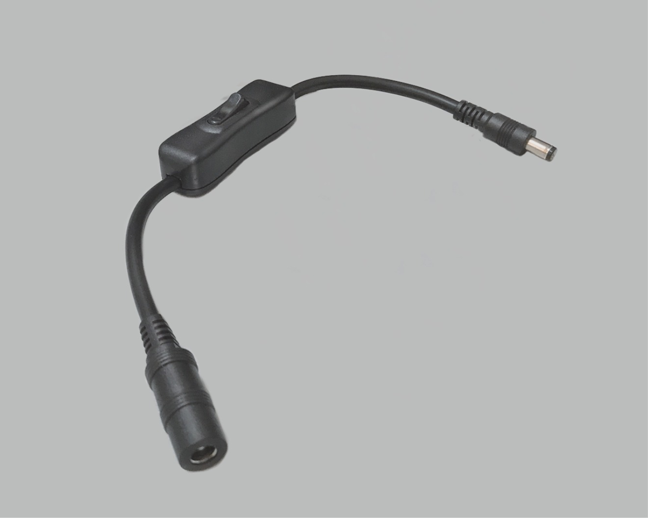 DC-Verlängerung, 2,5/5,5/9,5mm, mit Schalter, Länge ca. 280mm, 2x0,50mm², Farbe schwarz