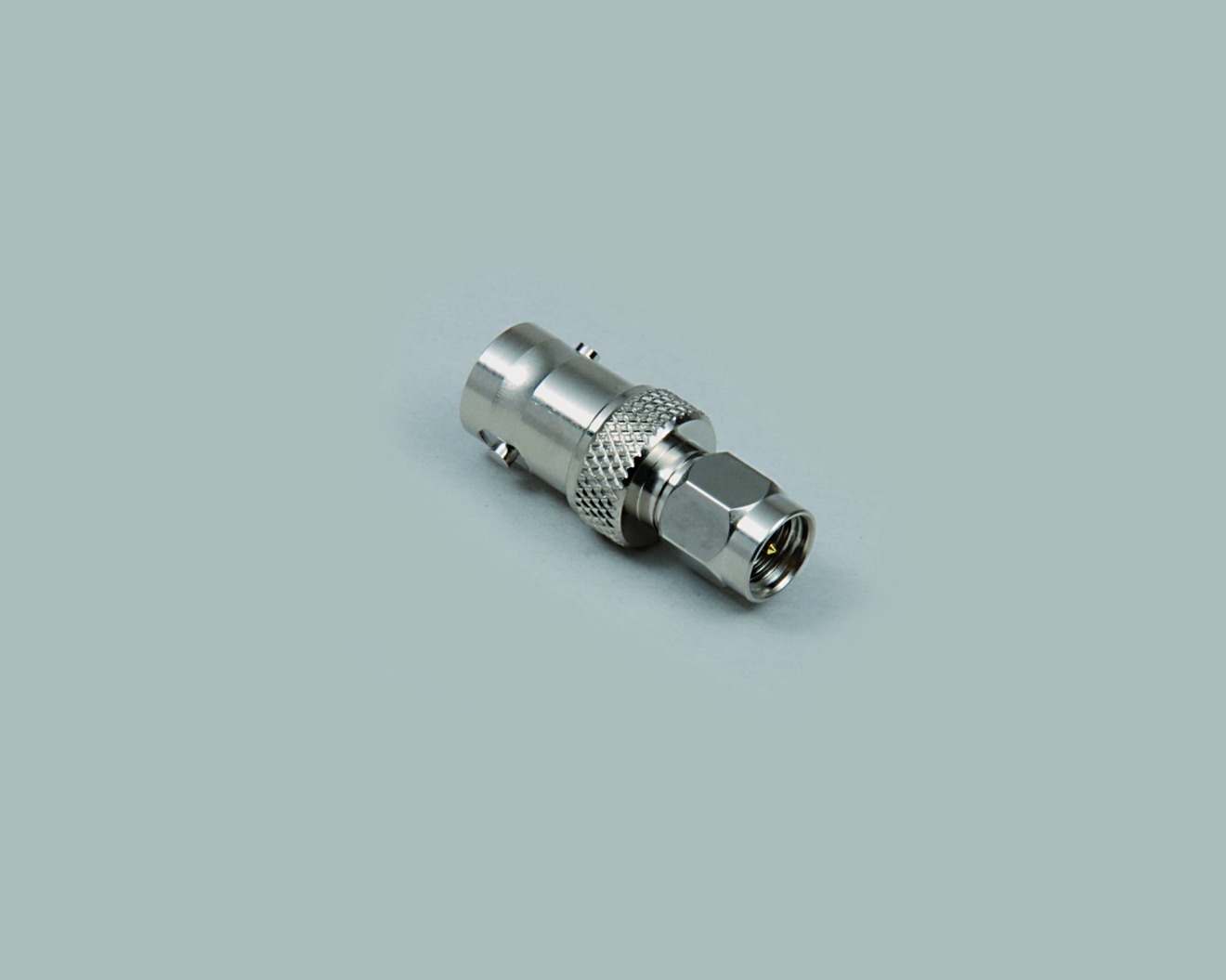 Adapter, SMA-Stecker auf BNC-Kupplung, 100 Stk.