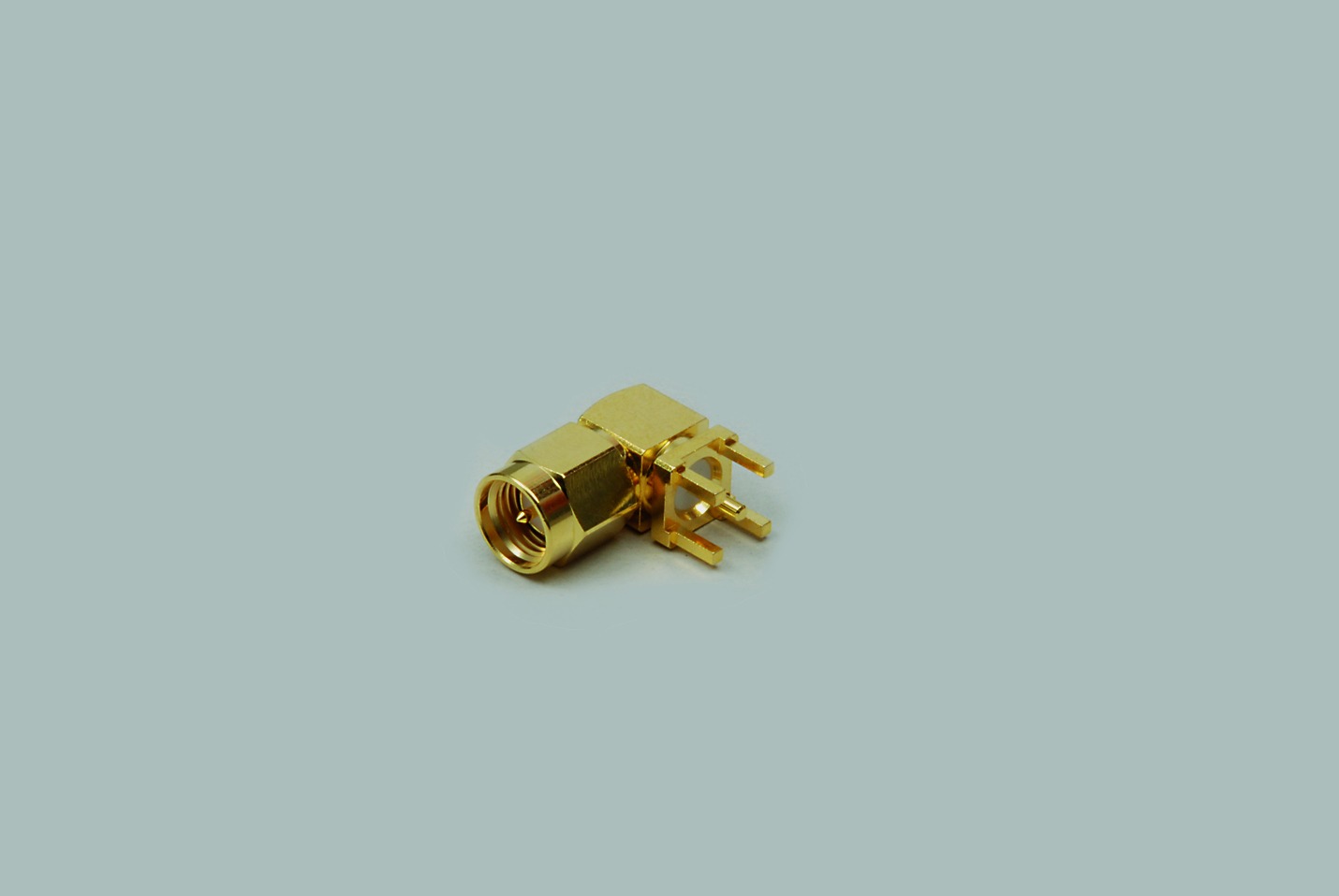 SMA Einbaustecker, Printmontage 90°, komplett vergoldet