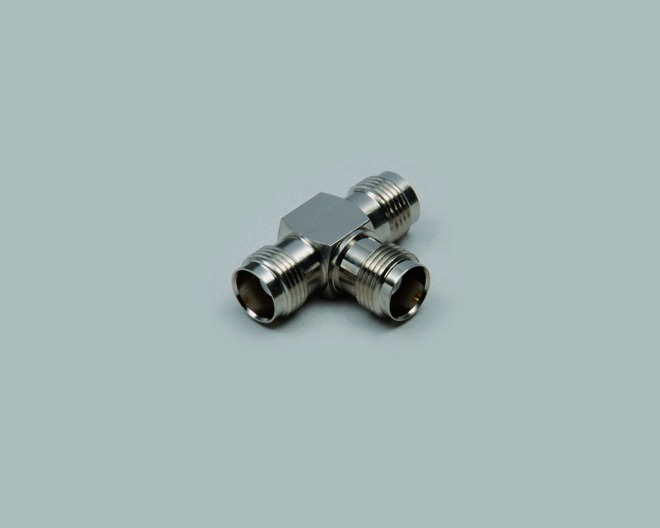 Adapter, TNC-T-Stück, 3 x TNC-Kupplung, 50 Ohm