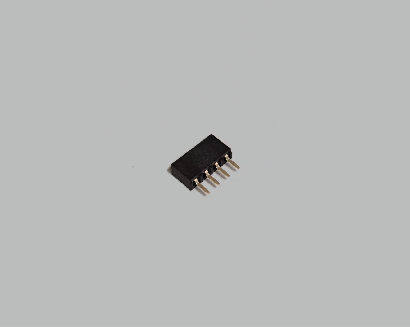 Buchsenleiste einreihig 4-polig, gerade, vergoldet, Raster 2,00mm, Bauhöhe 4,3mm, Isolation Nylon 6T, nicht trennbar