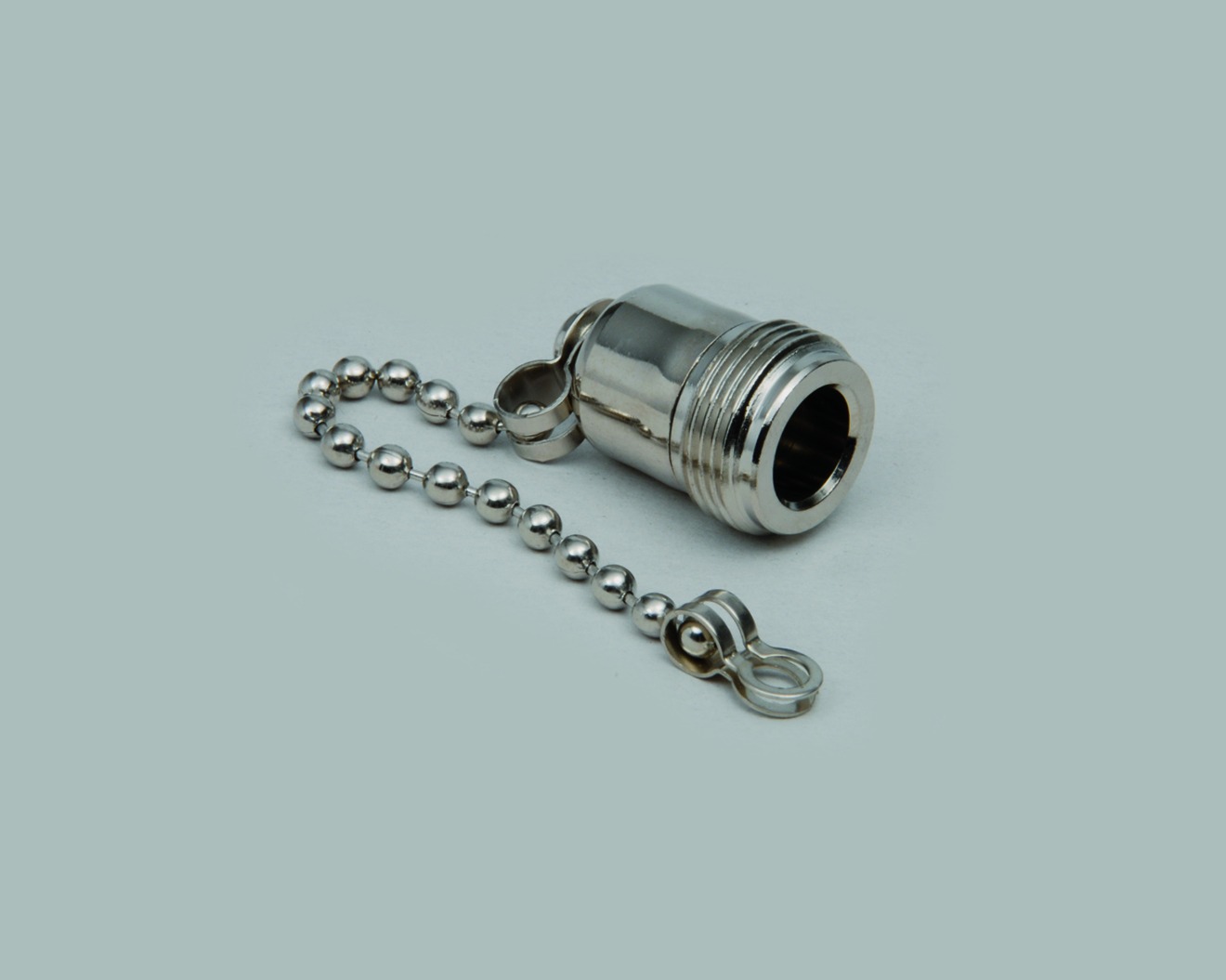 Verschlusskappe für N-Stecker, mit Kette