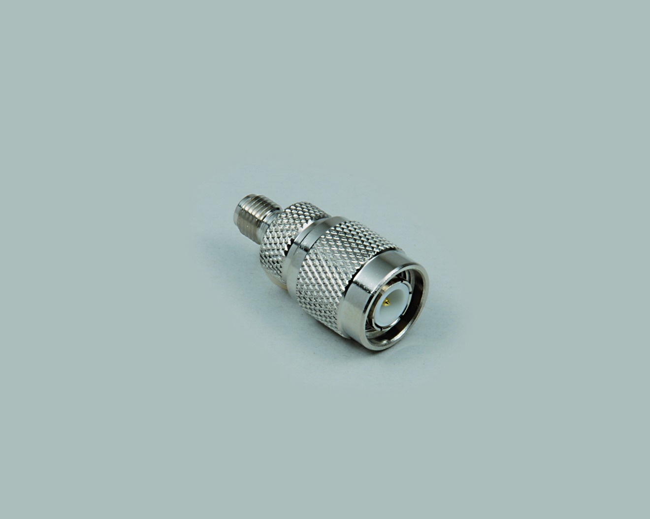 Adapter, SMA-Kupplung auf TNC-Stecker, 100 Stk.