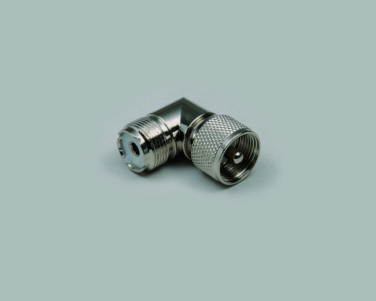 Winkel-Adapter, UHF-Stecker auf UHF-Kupplung