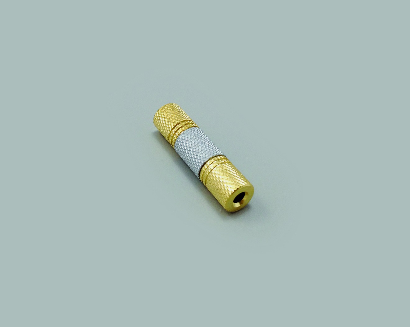Adapter Klinkenkupplung 3,5mm Stereo auf Klinkenkupplung 3,5mm Stereo, 24K vergoldet, Gehäuse Pearlchrome