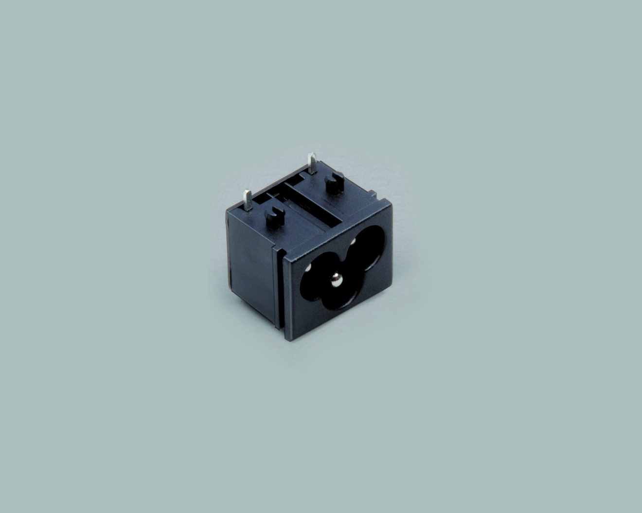 AC-Einbaustecker C6 3-polig, Printausführung 90°, mit Gehäusenut