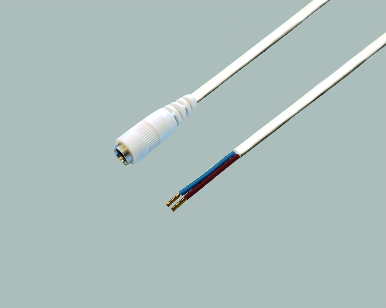 DC-Anschlusskabel mit Kupplung auf offenes Ende, DC-Kupplung 2,5x5,5mm, 2x0,5mm², weiß, 1m, Aderendhülsen