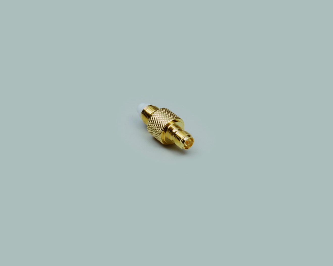 Adapter, SMA Reverse Kupplung auf FME-Kupplung, komplett vergoldet