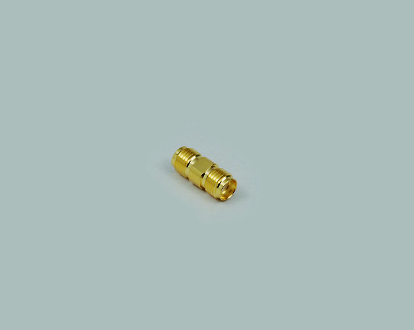 Adapter, Reverse SMA-Kupplung auf SMA-Kupplung, vergoldet