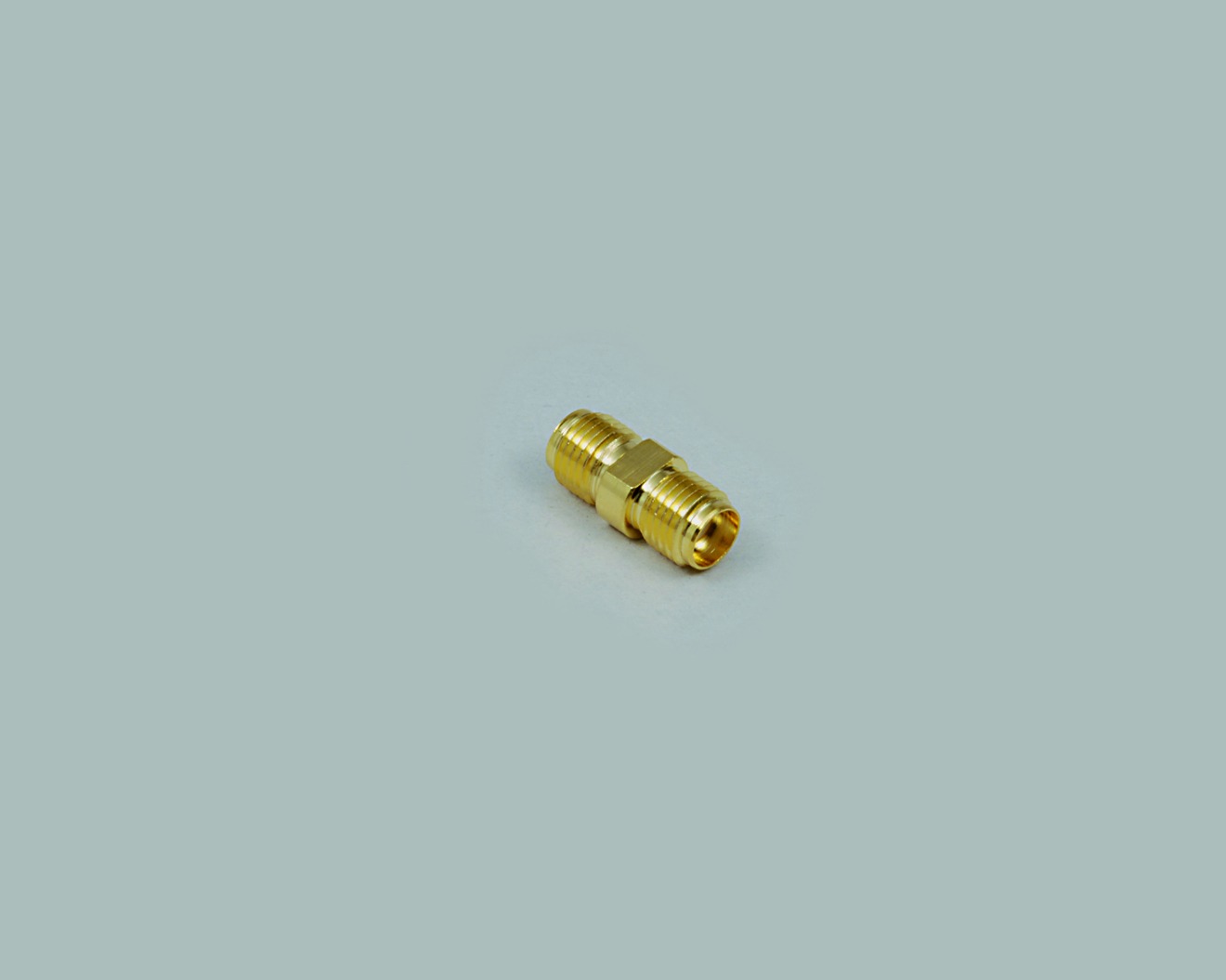 Adapter, SMA-Kupplung auf SMA-Kupplung, vergoldet, 50 Ohm, 100 Stk.