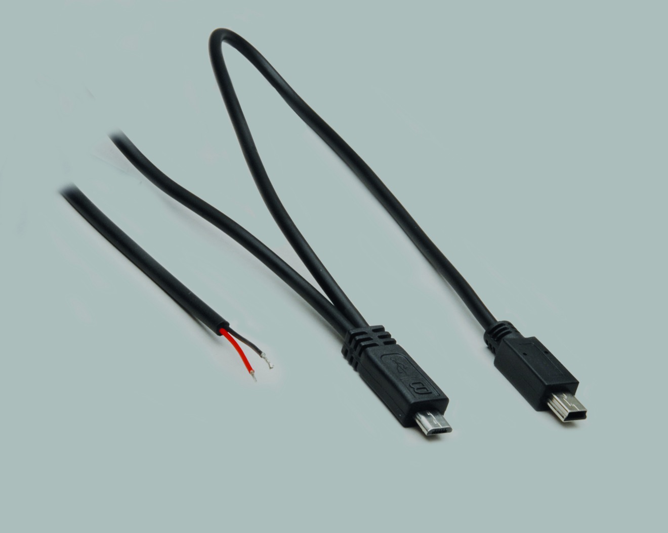 Micro USB-B 5 pol + Mini USB-B 5 pol Stecker auf freies Ende, abgemantelt und verzinnt, 2 polig belegt, 1,5m, schwarz